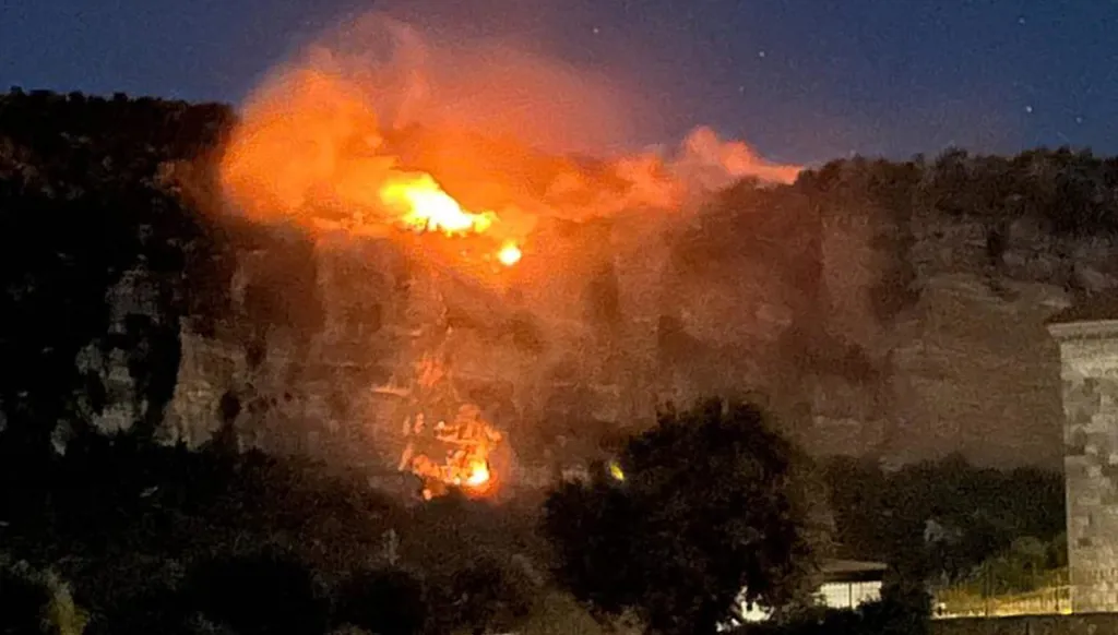 firelebanon5.jpg